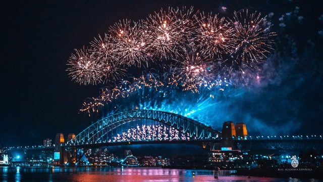 ¡Bienvenido 2025! Australia y Nueva Zelanda celebran el Año Nuevo con fuegos artificiales y show de luces