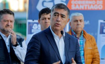Desbordes ve "imposible" erradicar el comercio ilegal de Meiggs a corto plazo: "Siempre sentí que esto iba a ser largo"