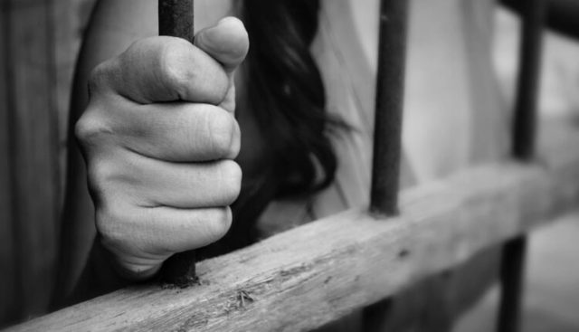La herencia del terror: Corte ordena indemnización por secuelas de torturas a embarazada durante la dictadura