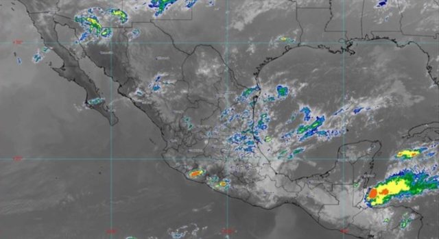 Frente frío #15 y una masa polar mantendrán el clima gélido en México
