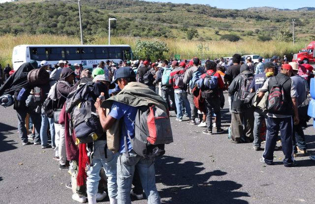 Honduras está lista para recibir deportados de EE.UU., pero sin violar sus derechos