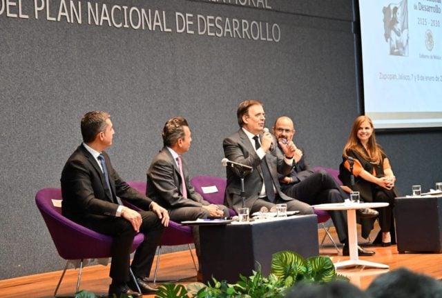 Inaugura Ebrard en Jalisco el Foro de Economía Moral y Trabajo del Plan Nacional de Desarrollo 2025-2030