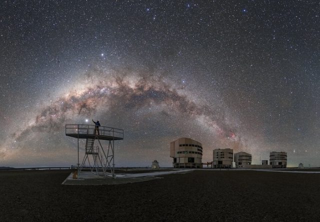 ¿Chile pierde sus estrellas? Observatorio ESO alerta por mega proyecto de AES Andes