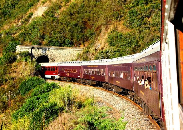 Desde Arica a Temuco: Trenes turísticos inician las salidas de la temporada de verano