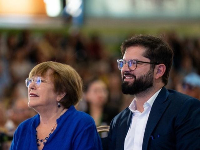 Presidente Boric con Bachelet en Maipú: «No dejaremos de luchar por mejores pensiones para Chile»