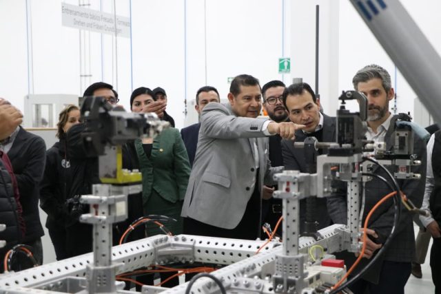 Puebla, con talento, innovación y desarrollo para Olinia: Alejandro Armenta