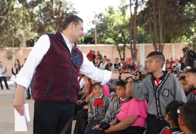 Alejandro Armenta impulsa la dignificación de espacios educativos en Puebla