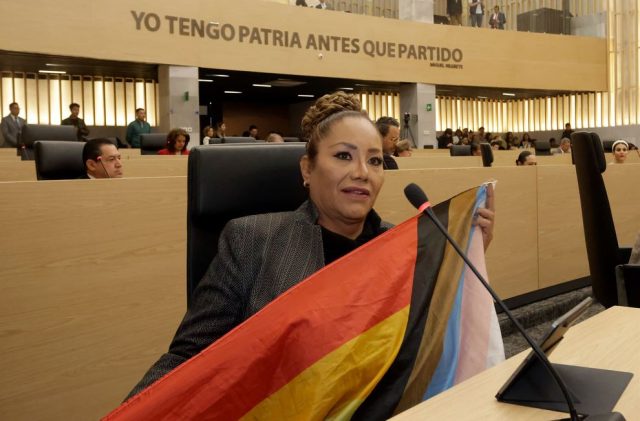 Gaby Chumacero hace historia al convertirse en la primera diputada trans en el Congreso de Puebla