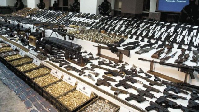 SRE y Agencia de Aduanas estrechan cooperación para Frenar el Tráfico de Armas de EEUU