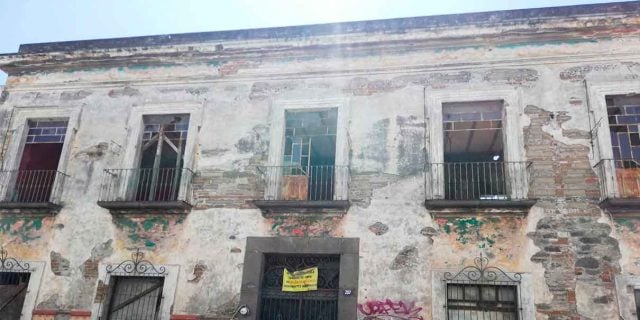 Alertan por deterioro en edificios del Centro Histórico y barrios con valor arquitectónico de Puebla