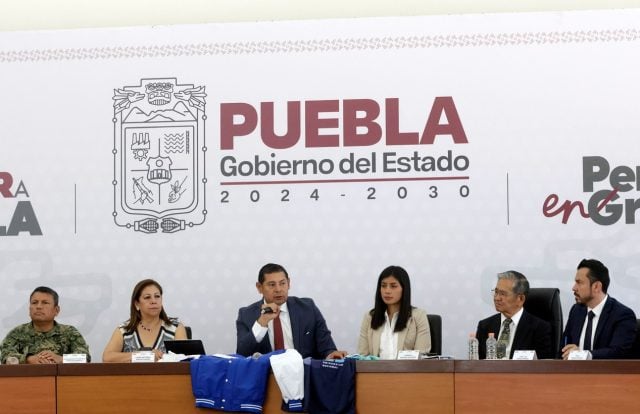 Alejandro Armenta anuncia cambios en su gabinete