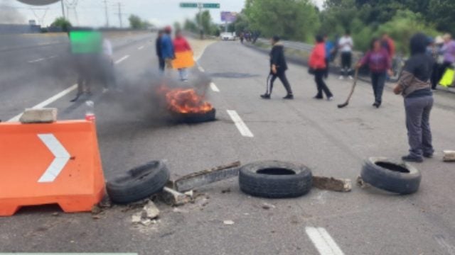Gobierno de Puebla analiza acuerdo tras protestas en Xoxtla