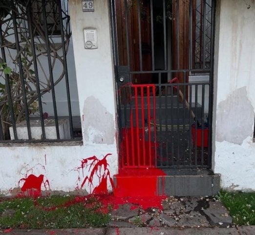 Candidatos presidenciales y personalidades políticas manifiestan apoyo a Daniel Jadue tras ser vandalizada su casa