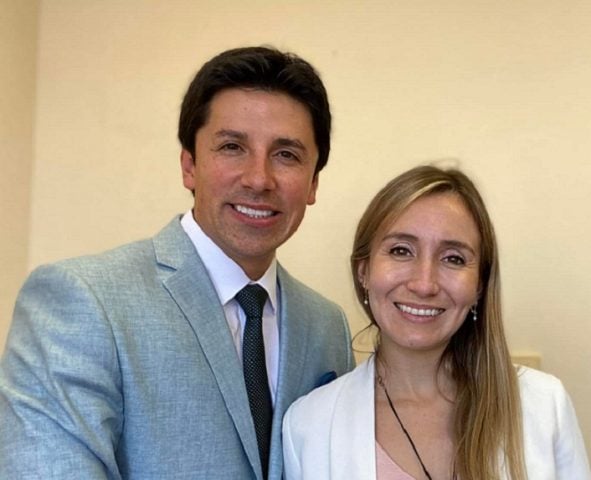 Coletazos por licencias médicas: Renuncia esposa de diputado RN Mauro González a cargo en JUNJI