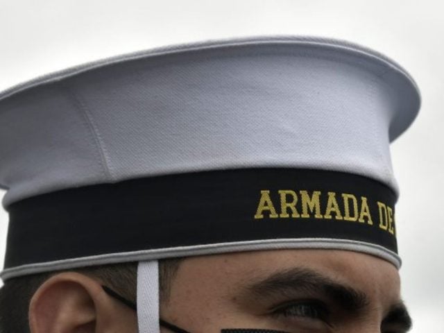 Mientras conducía una micro: Funcionario de la Armada da positivo por cocaína durante control en Valparaíso