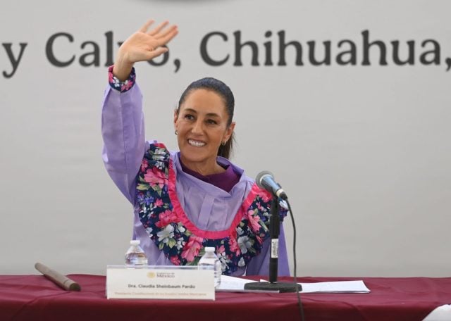 Sheinbaum encabeza actos en Baborigame: inversión y restitución de tierras en la Sierra Tarahumara