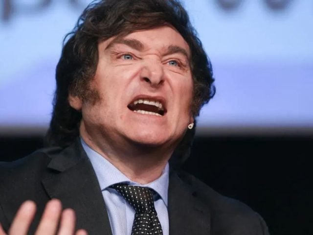 Milei contra todos: “mentirosos”, “psicópatas”, “sicarios del micrófono” y un Papa “motosierra”