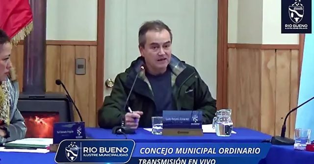 Piden renuncia de alcalde UDI de Río Bueno Luis Reyes por faltas graves a la probidad