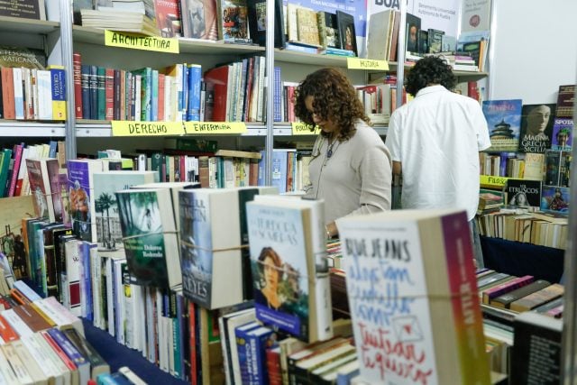 Presentan en la Fenali «Puebla Desde el Humanismo Mexicano»