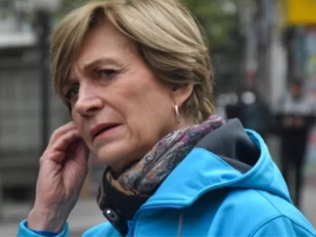 La ilusión de mayoría de Matthei: medios inflan acto con solo una docena de mujeres