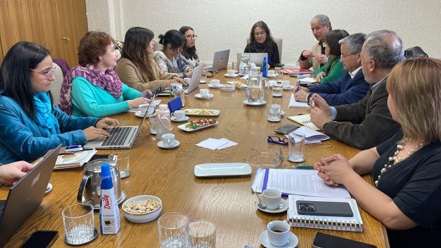 Tras paro de 48 horas: Colegio de Profesores y Mineduc retoman conversaciones por Agenda Corta