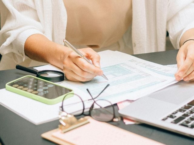 ¿Es buena idea prepagar un crédito de consumo hoy?