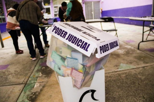 Poblanos votan con esperanza de una impartición de justicia más justa 