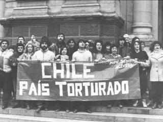 hijas de exonerado ganan juicio por torturas en dictadura
