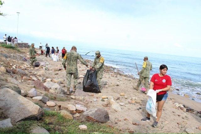 Playas limpias en México: plan nacional busca eliminar al 100% residuos plásticos para 2030