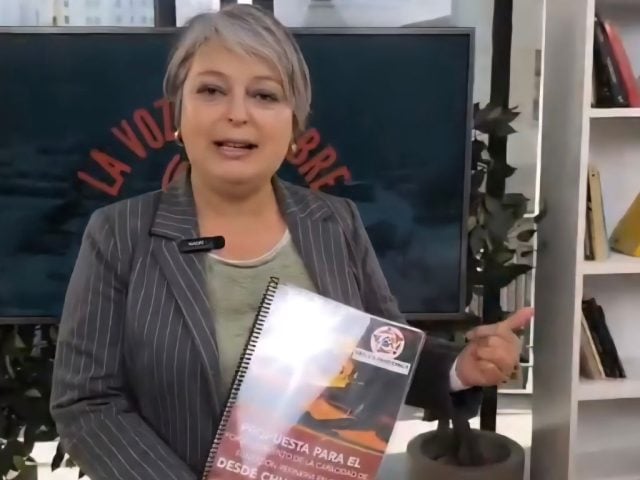 Jeannette Jara recibe propuesta del Sindicato de Chuquicamata en visita a El Ciudadano