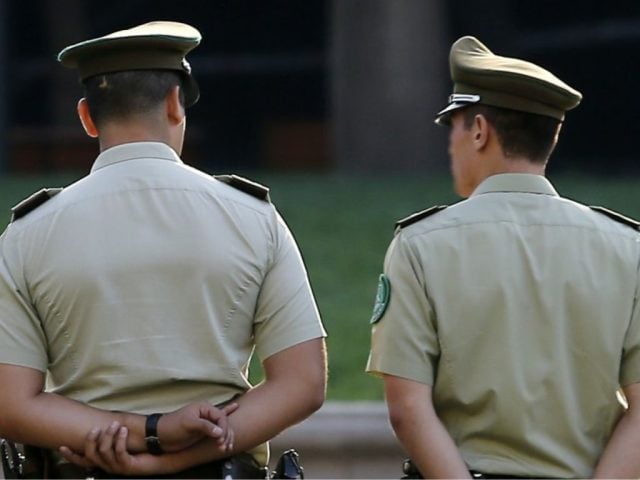 Dos carabineros