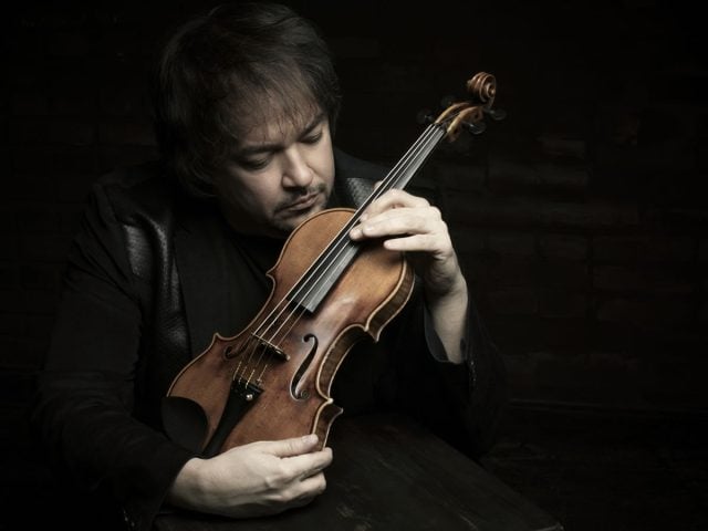 Violinista ruso Sergei Krylov agotó taquilla en Chile para su concierto «De Rusia con pasión»