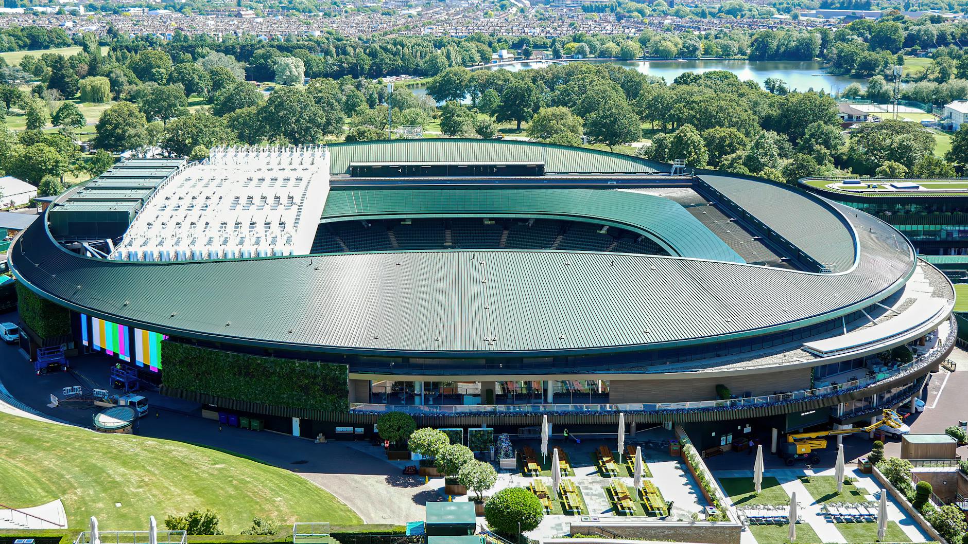 wimbledon tennis stadium in england