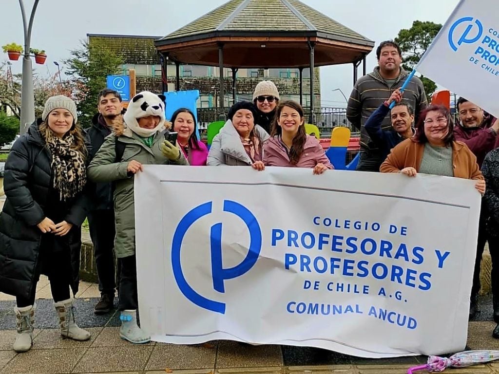Deuda previsional docente en Chiloé: Mineduc iniciará pagos a profesores en septiembre