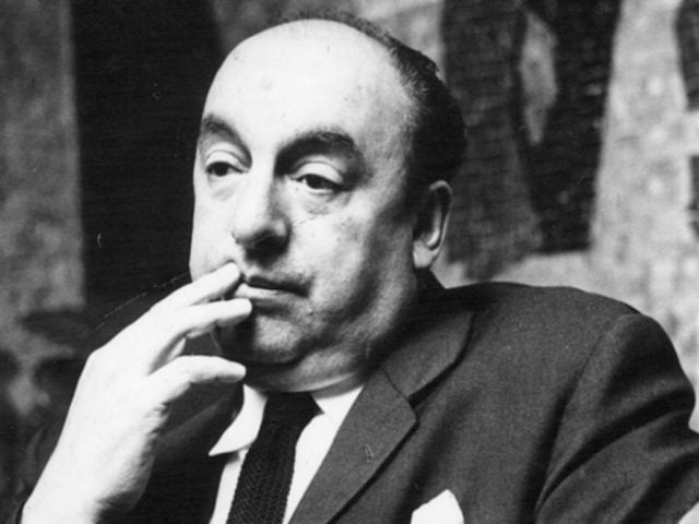 Escritor Francisco Marín: «Certificado médico de defunción miente, Neruda no murió de caquexia»  