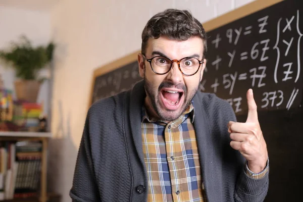 Cuando el aula se convierte en un campo de batalla emocional