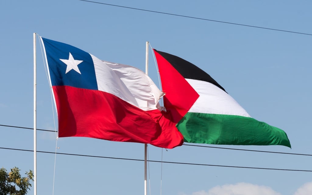 «Palestina seguirá en nuestros corazones, con o sin bandera»: Alcalde de La Cisterna tras prohibición de Contraloría a izamiento de pabellón palestino en el municipio