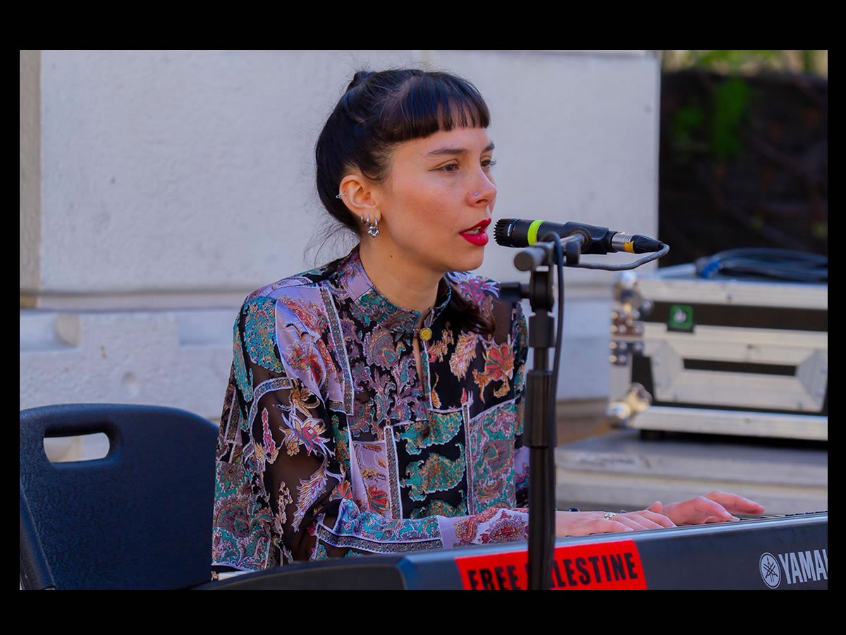 Daniela Shejade lanza nuevo single: «La música es una forma de mantener viva a Palestina»