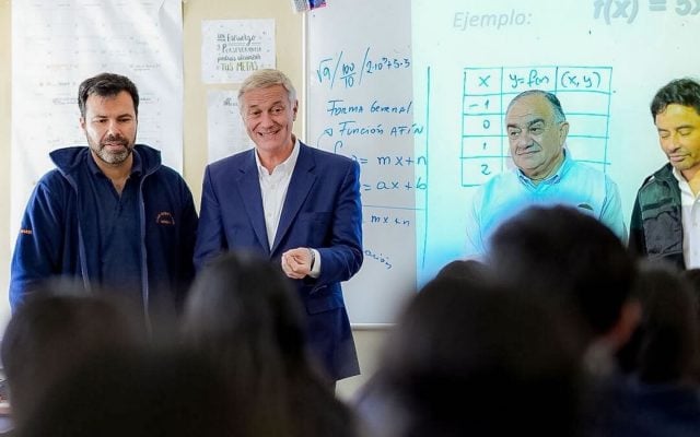 Chiles Comptroller Accepts Complaint; Iquique SLEP Opens Internal Probe into Jose9 Antonio Kasts Visit to Alto Hospicio High School