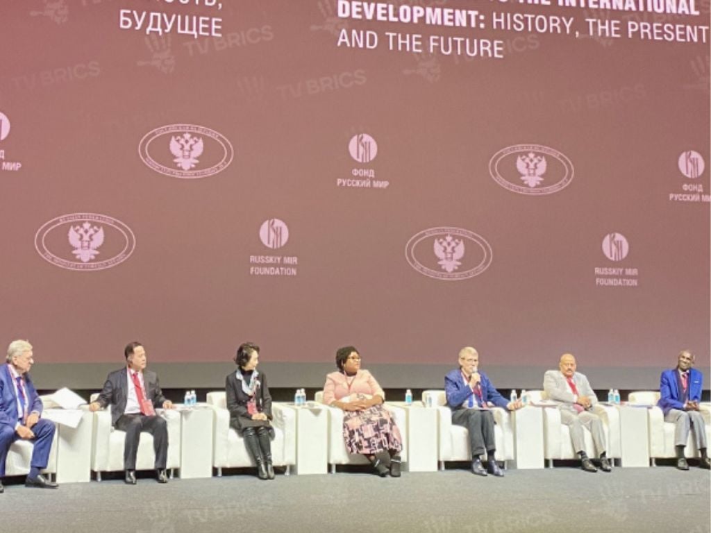 En la Asamblea del Mundo Ruso se discutió la promoción del idioma ruso