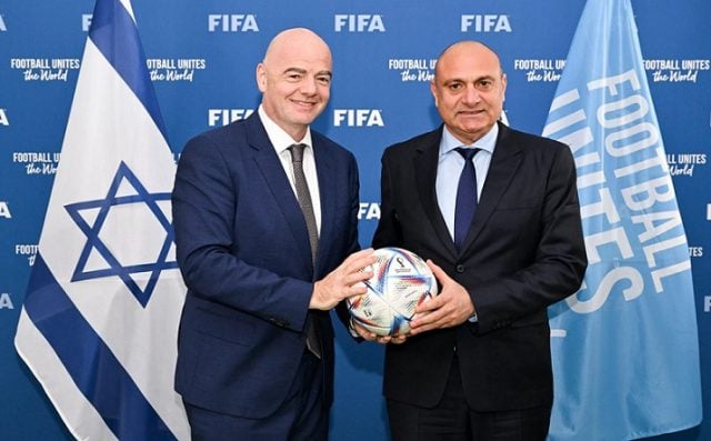 “FIFA es cómplice del genocidio en Gaza”: Acusan que organismo guarda silencio frente a Israel  