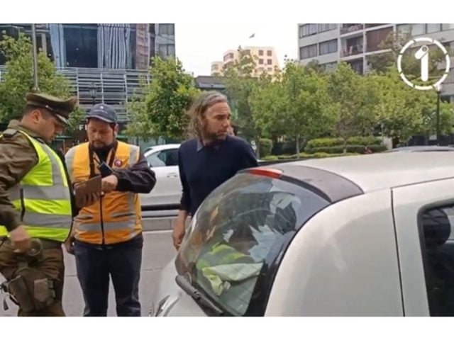 Como Pedro por su casa: pillan al hijo de Andrés Chadwick sin licencia y sin papeles en Las Condes (video)