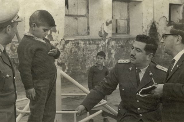 Lo que pasaba en Chile “antes del Golpe”: 10 mil niños vagabundos a inicios de los ‘60 en Santiago