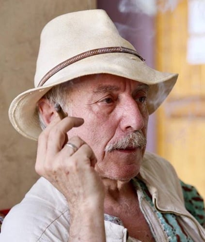 Un relato para ocultar un cambio de centro de gravedad