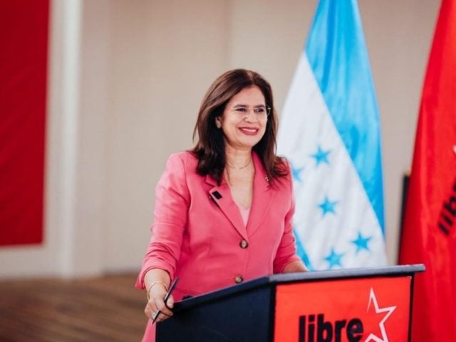 Rixi Moncada escrutinio de actas