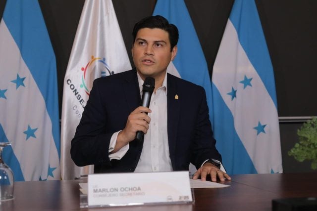 Golpe Electoral en Honduras: Consejero del CNE confirma irregularidades electorales masivas