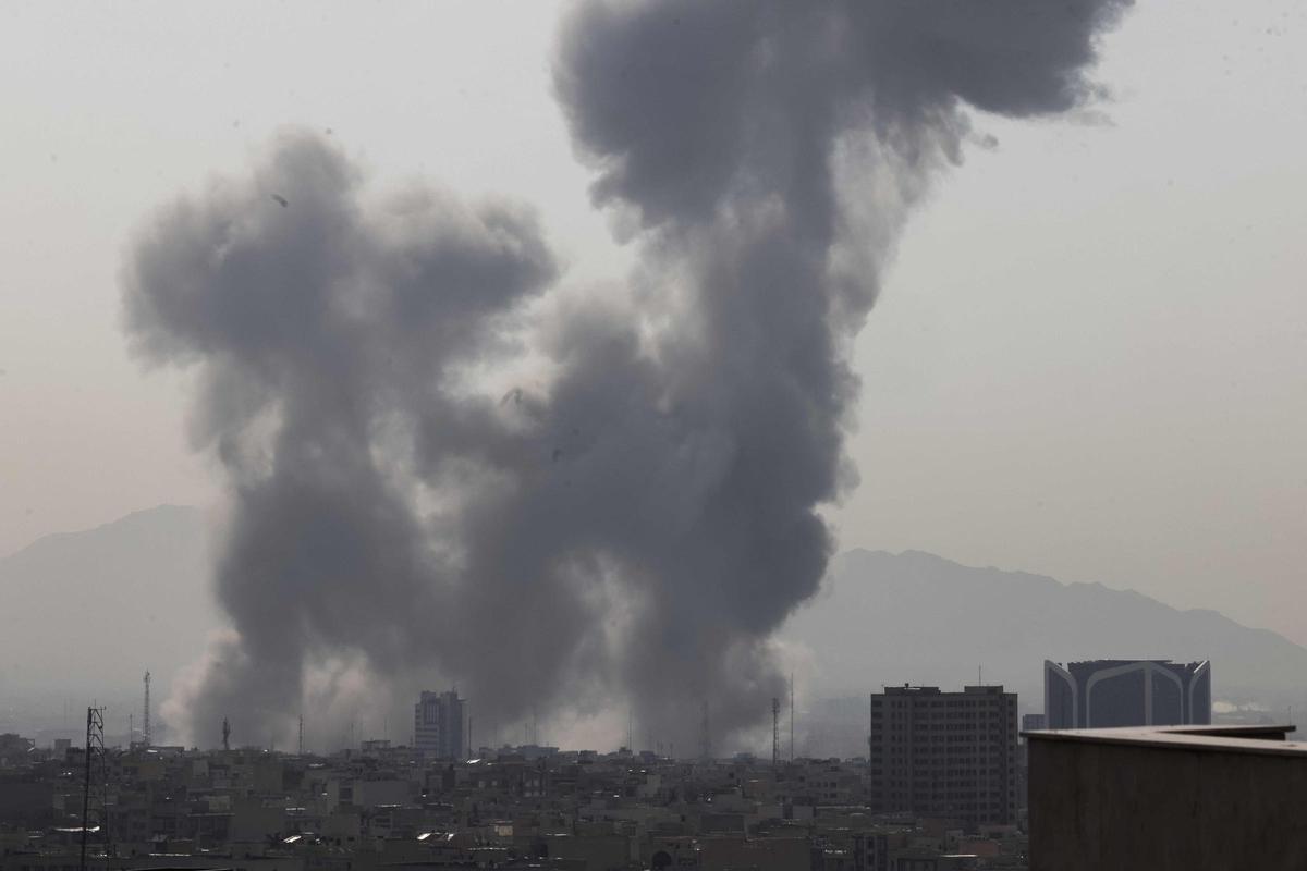 EE.UU. e Israel lanzan ataques contra Irán y elevan la tensión mundial: Teherán acusa violación al derecho internacional