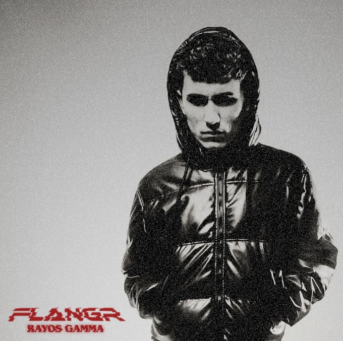 Flangr fusiona el espacio con el nu metal en su nuevo sencillo “Rayos Gamma”