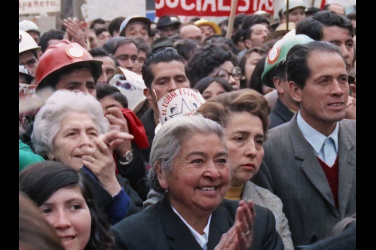 «La vida que vendrá»: Esperanzador documental muestra registros nunca antes vistos sobre los movimientos sociales en Chile