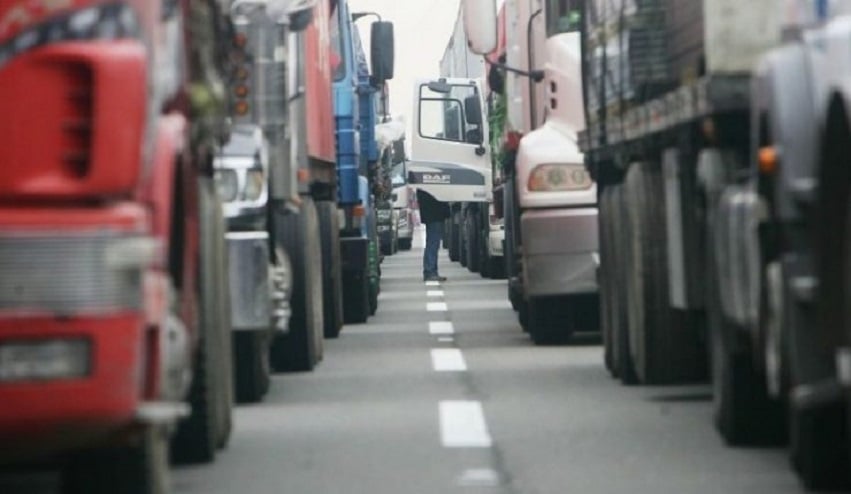 Kast’s Fuel Price Surge Triggers Domino Effect: Truckers Consider 30% Fare Increase Amid Rising Living Costs and Inflation